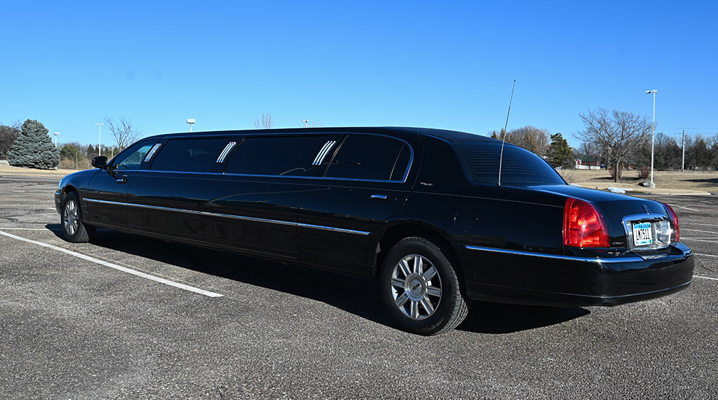 Stretch Limo at Nite Trane Transportation Shakopee
